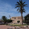 DSCF9966-Tripoli relax davanti al Castello